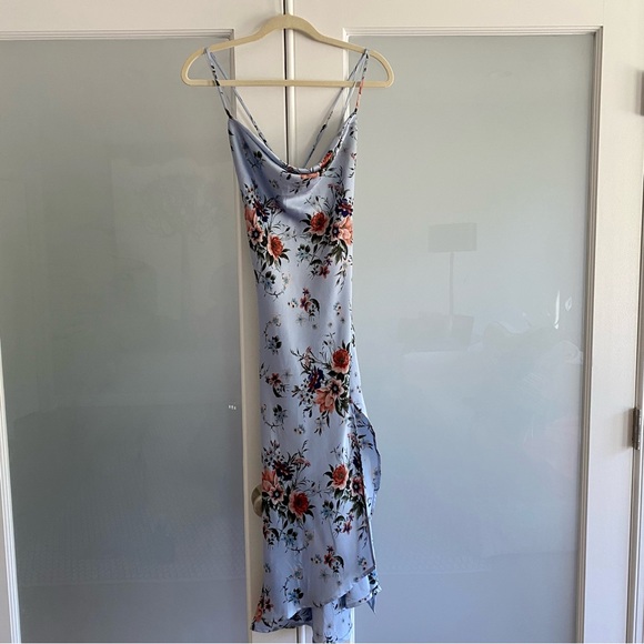 ASTR The Label Gaia Floral Midi Dress - Blue Rust Floral - Small - Picture 6 of 14